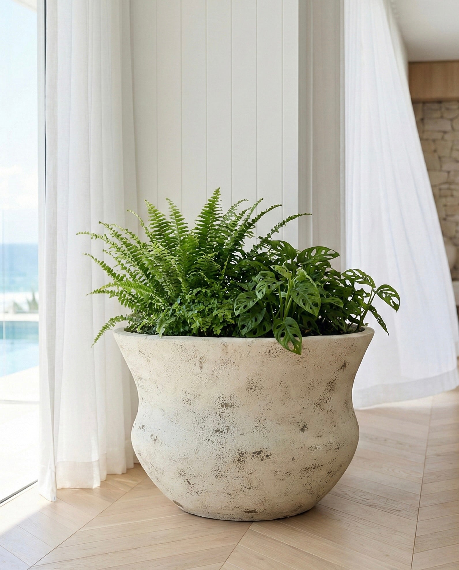 Alira Antique Brown Pot